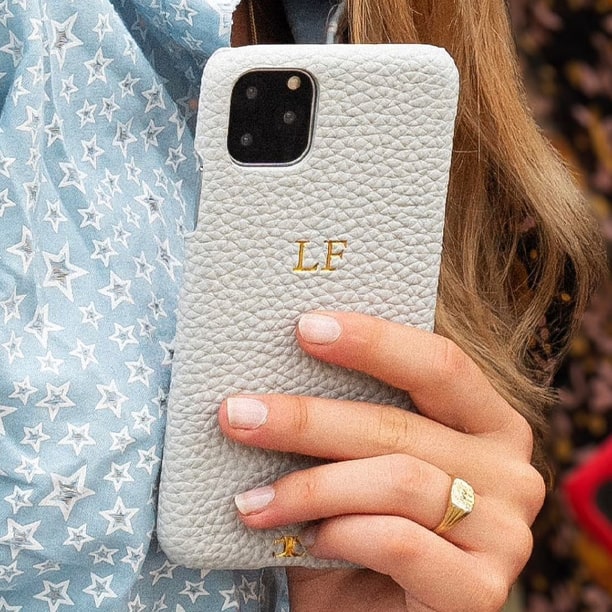 iPhone 13 (7136415580315)